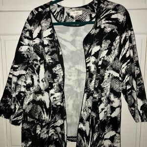 CJ Banks Monochrome Abstract Kimono